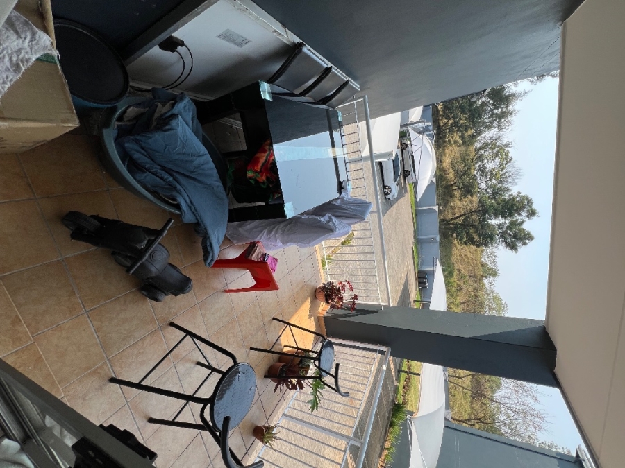 To Let 1 Bedroom Property for Rent in Ferndale Gauteng