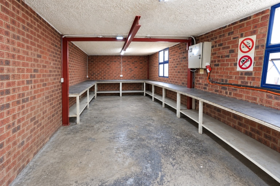 To Let Commercial Property for Rent in Marlboro Gauteng