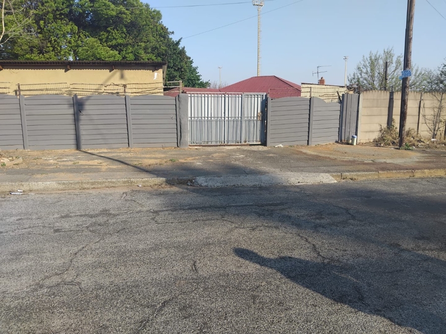13 Bedroom Property for Sale in Primrose Gauteng
