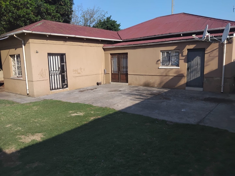 13 Bedroom Property for Sale in Primrose Gauteng