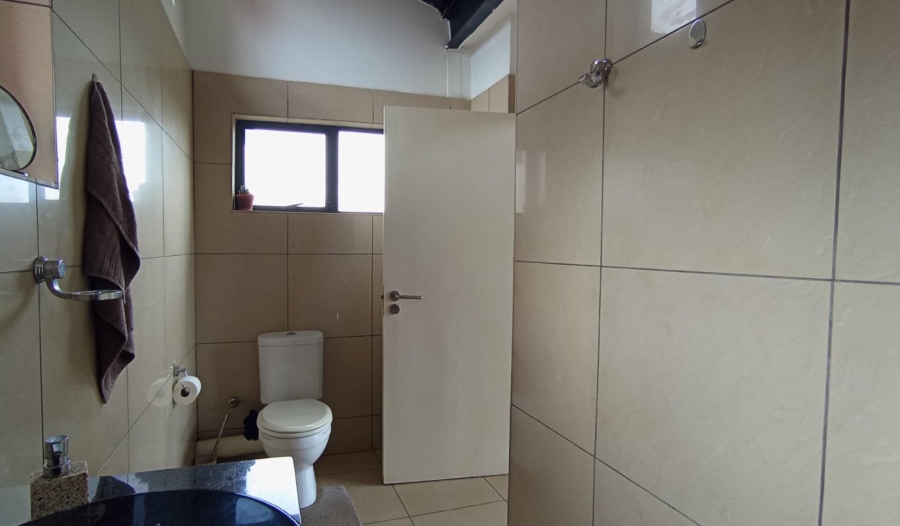 1 Bedroom Property for Sale in Amberfield Gauteng