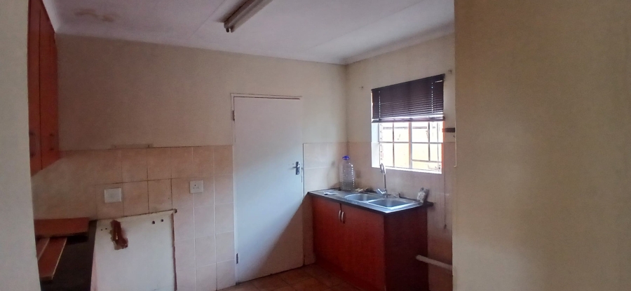  Bedroom Property for Sale in Amandasig Gauteng