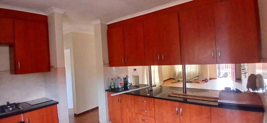  Bedroom Property for Sale in Amandasig Gauteng