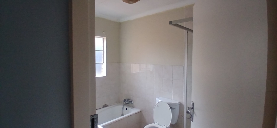 Bedroom Property for Sale in Amandasig Gauteng