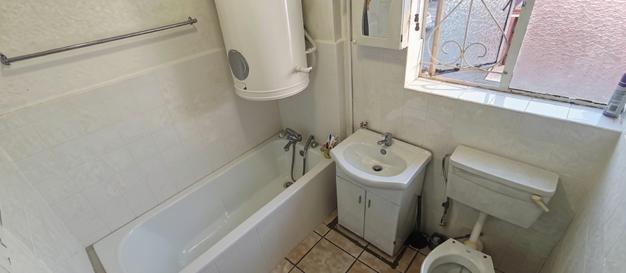 2 Bedroom Property for Sale in Sunnyridge Gauteng