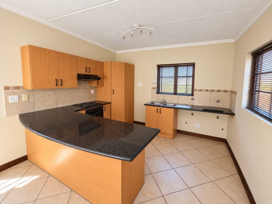 2 Bedroom Property for Sale in Montana Tuine Gauteng