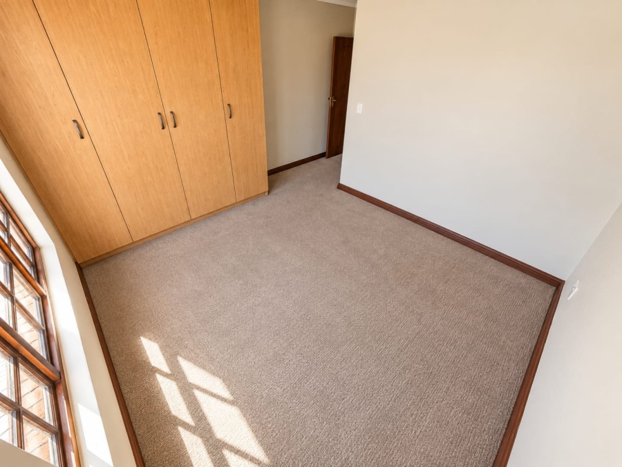 2 Bedroom Property for Sale in Montana Tuine Gauteng