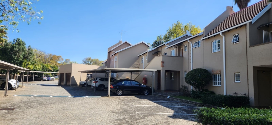 To Let  Bedroom Property for Rent in Paulshof Gauteng