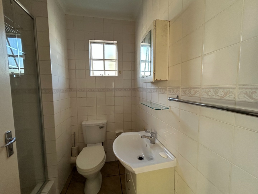 To Let  Bedroom Property for Rent in Paulshof Gauteng