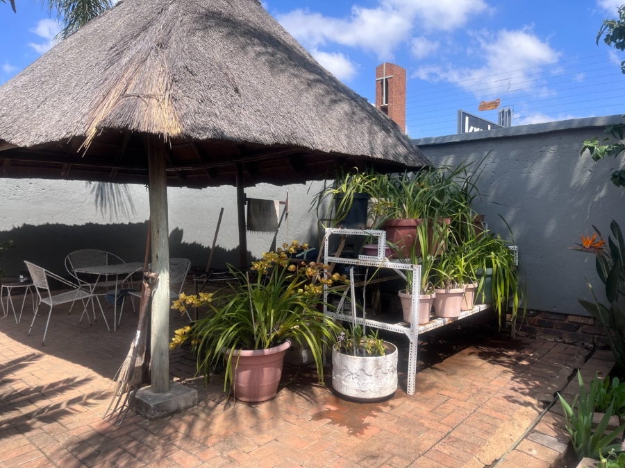 3 Bedroom Property for Sale in Glen Marais Gauteng