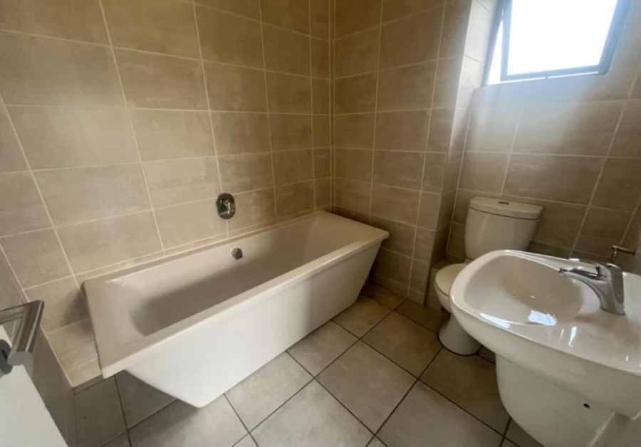 To Let 2 Bedroom Property for Rent in Greencreek Lifestyle Estate Gauteng