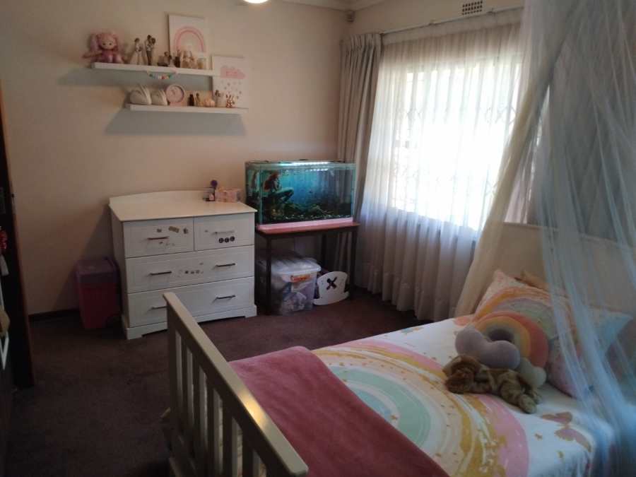 3 Bedroom Property for Sale in Edenvale Central Gauteng