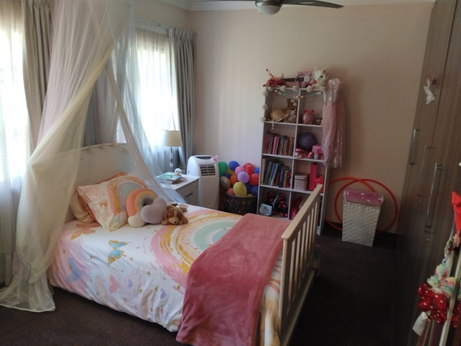 3 Bedroom Property for Sale in Edenvale Central Gauteng