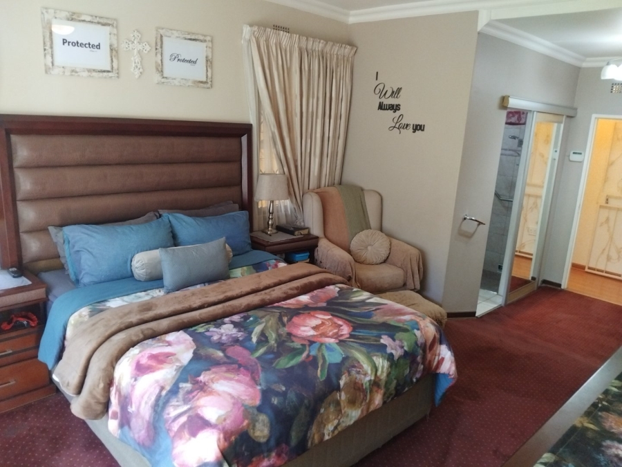 3 Bedroom Property for Sale in Edenvale Central Gauteng