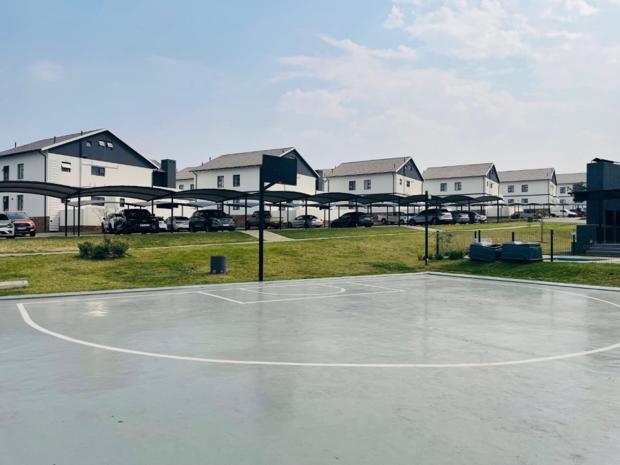 3 Bedroom Property for Sale in Glen Austin Gauteng