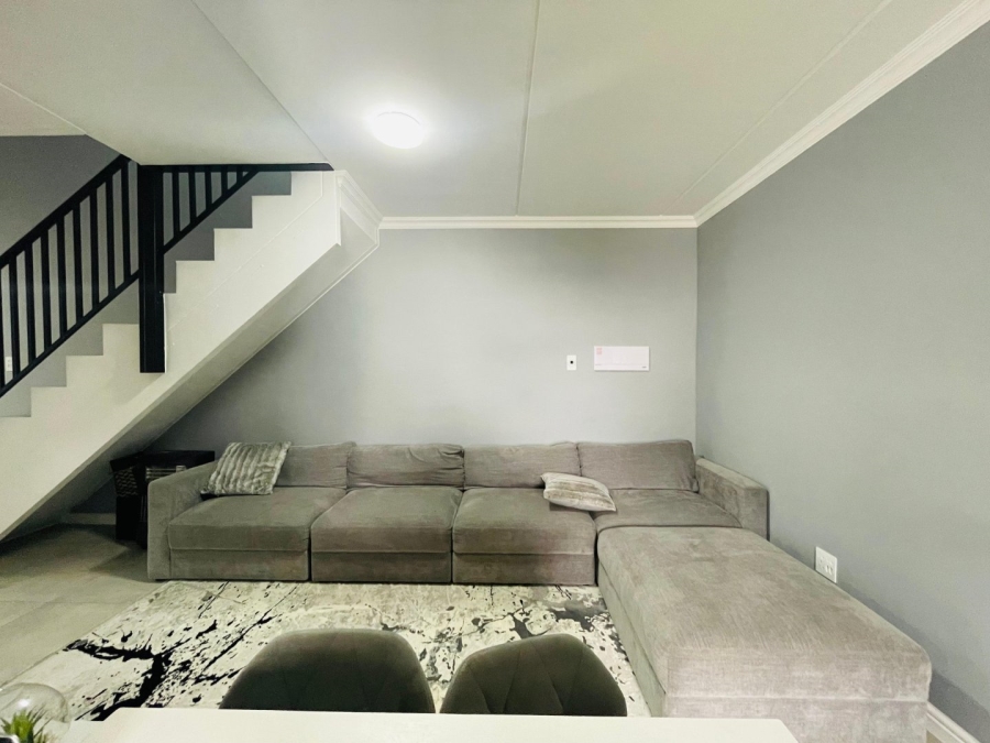 3 Bedroom Property for Sale in Glen Austin Gauteng