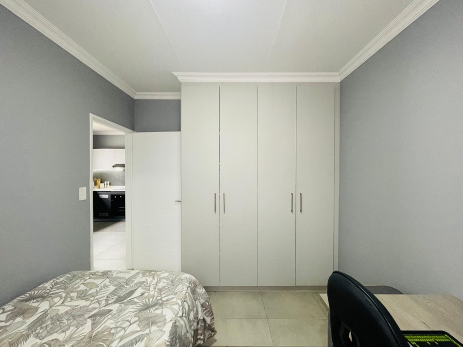 3 Bedroom Property for Sale in Glen Austin Gauteng