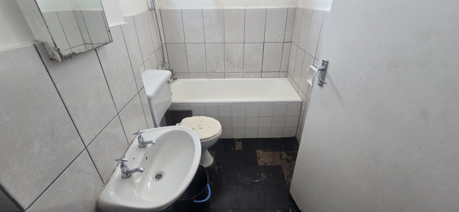1 Bedroom Property for Sale in Muckleneuk Gauteng