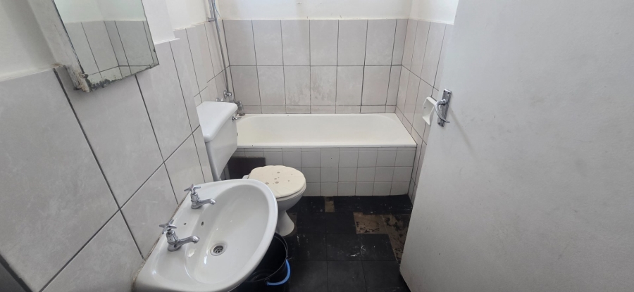 1 Bedroom Property for Sale in Muckleneuk Gauteng
