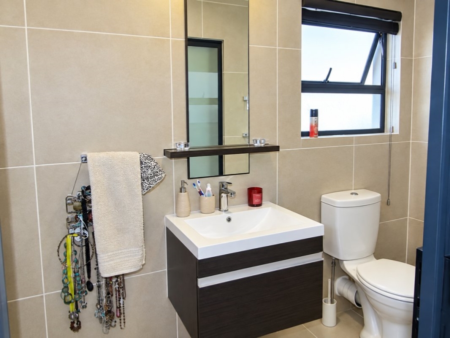 2 Bedroom Property for Sale in Greenstone Ridge Gauteng