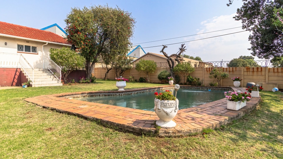 3 Bedroom Property for Sale in Isandovale Gauteng