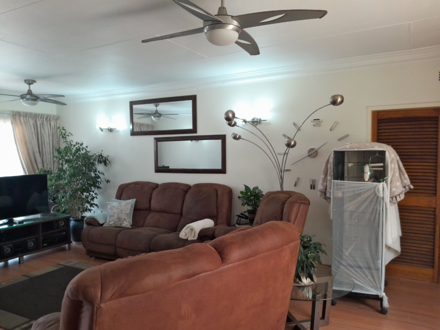 3 Bedroom Property for Sale in Edenvale Central Gauteng