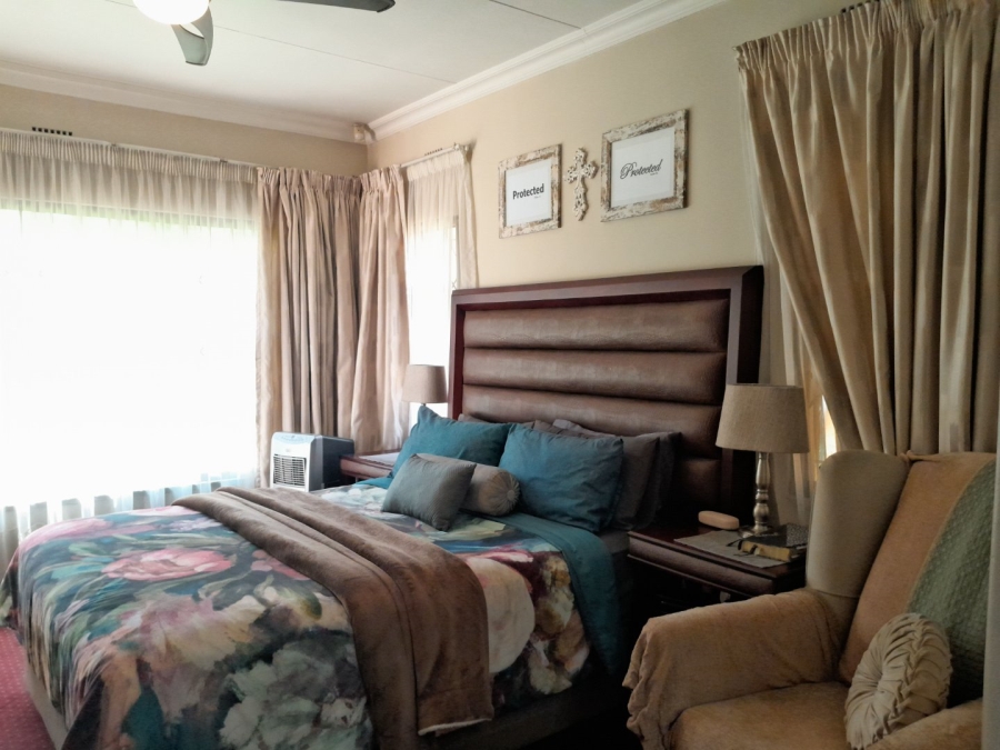 3 Bedroom Property for Sale in Edenvale Central Gauteng