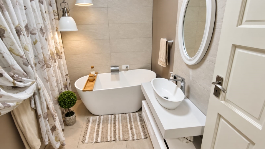 6 Bedroom Property for Sale in Three Rivers East Gauteng
