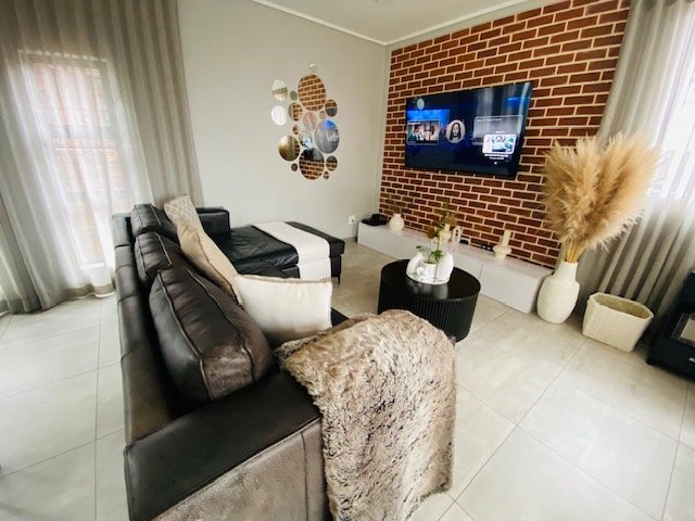 To Let 3 Bedroom Property for Rent in North Riding AH Gauteng
