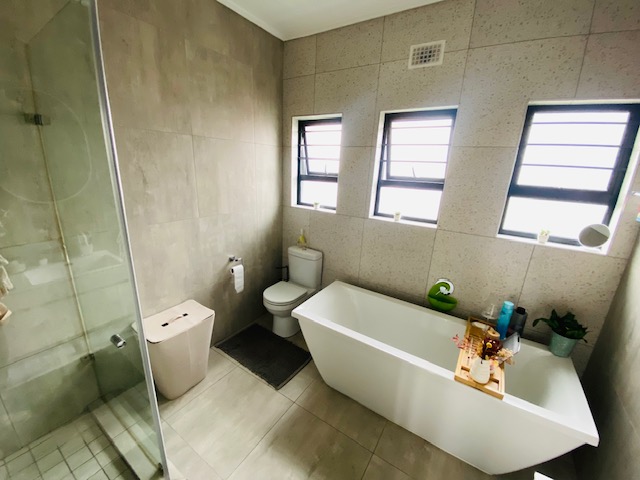 3 Bedroom Property for Sale in North Riding AH Gauteng