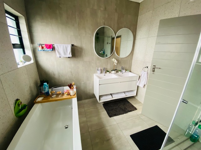 3 Bedroom Property for Sale in North Riding AH Gauteng