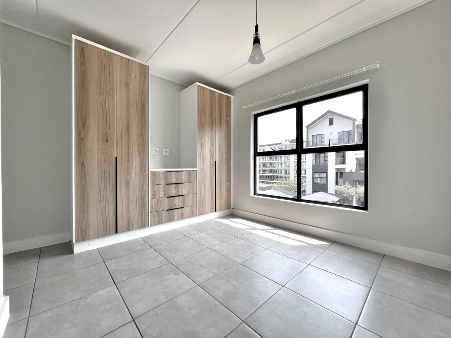 To Let 2 Bedroom Property for Rent in Waterfall Gauteng