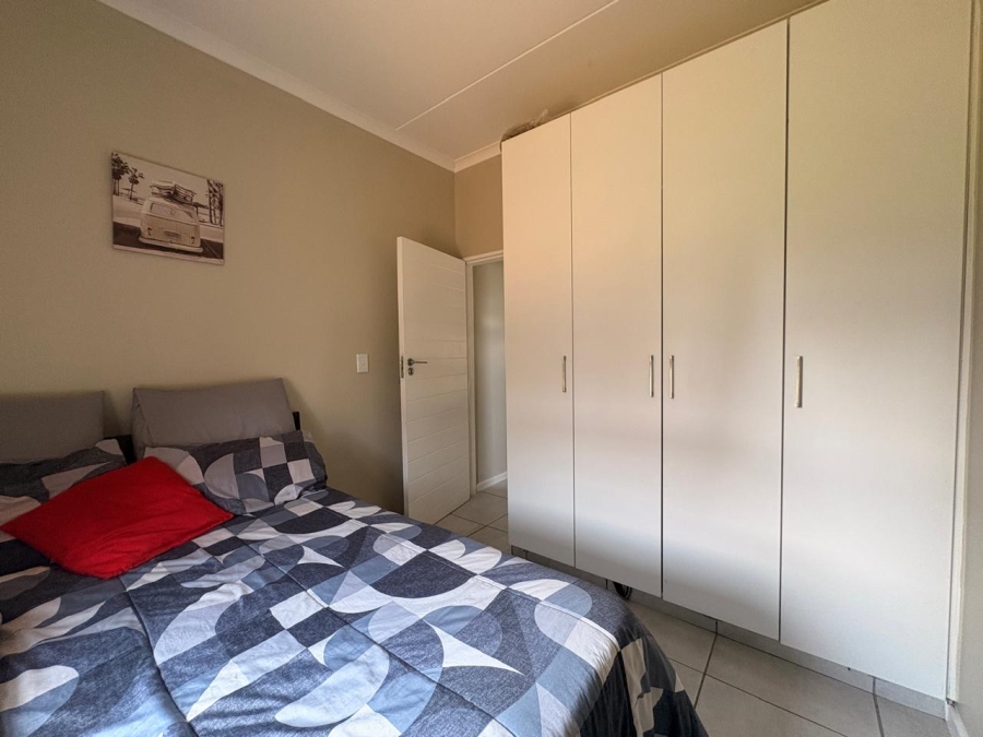  Bedroom Property for Sale in Grand Central Gauteng
