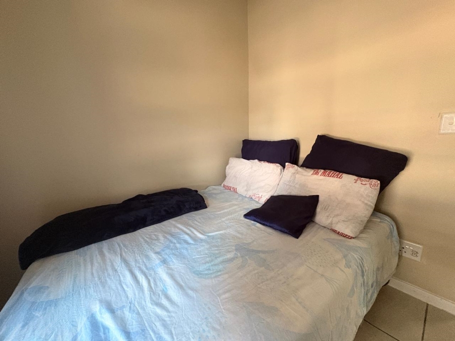  Bedroom Property for Sale in Grand Central Gauteng
