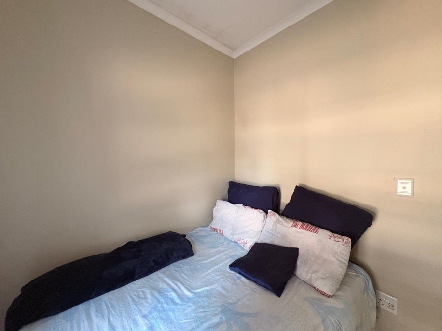  Bedroom Property for Sale in Grand Central Gauteng
