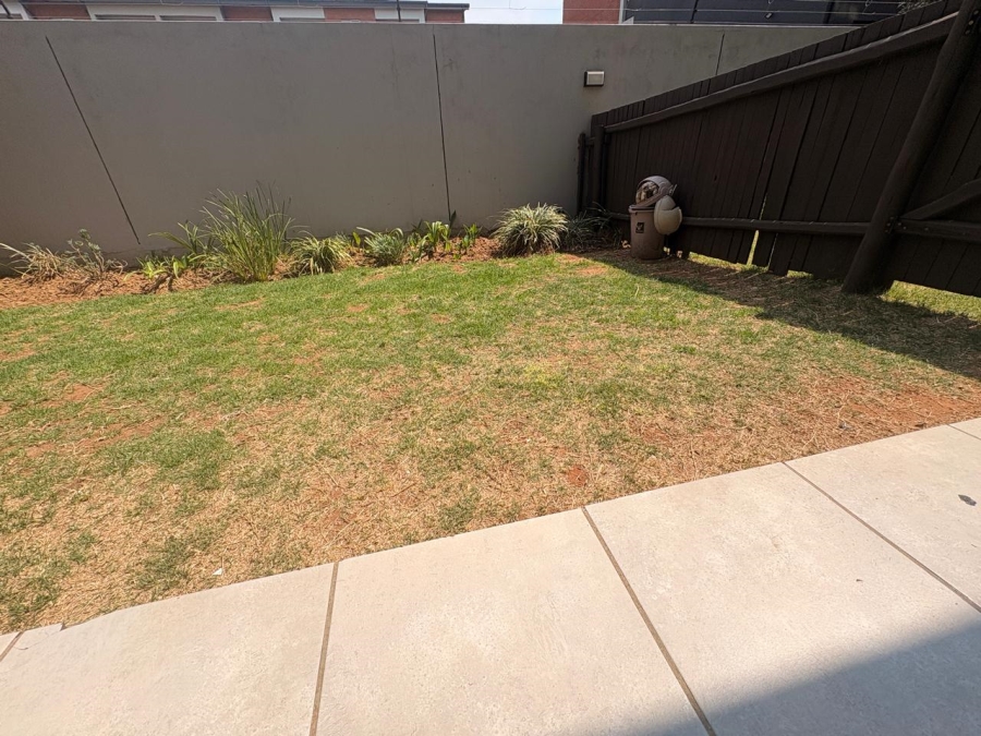  Bedroom Property for Sale in Grand Central Gauteng