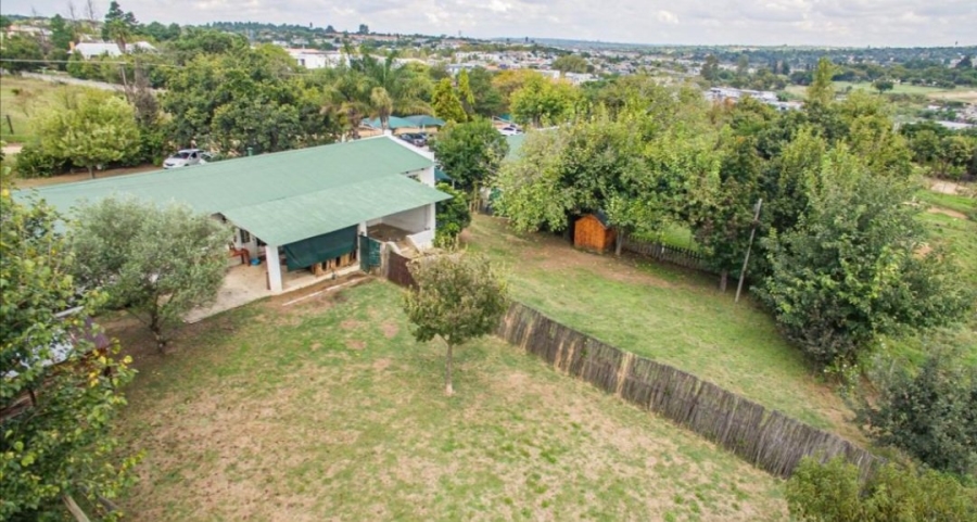 Commercial Property for Sale in Chartwell Gauteng