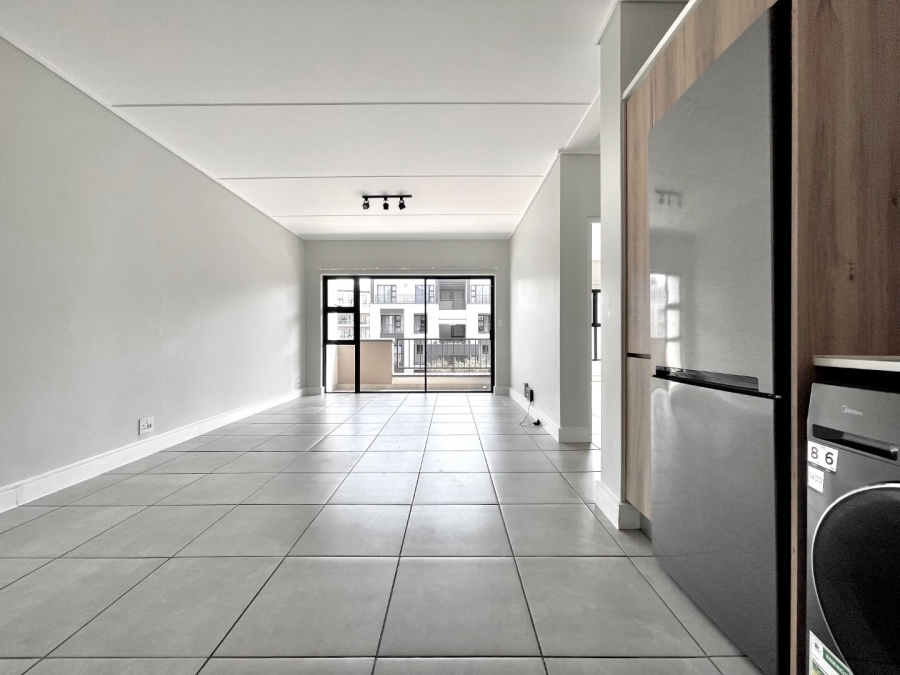 To Let 2 Bedroom Property for Rent in Waterfall Gauteng