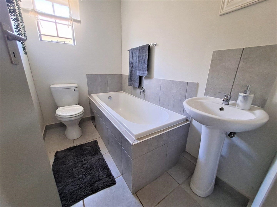 3 Bedroom Property for Sale in Sky City Gauteng