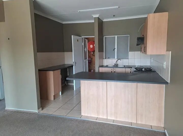 2 Bedroom Property for Sale in Birchleigh Gauteng