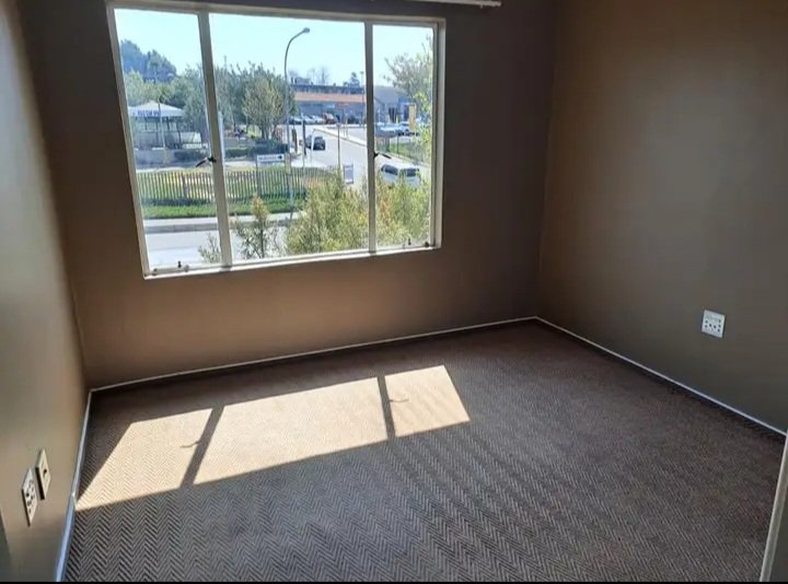 2 Bedroom Property for Sale in Birchleigh Gauteng