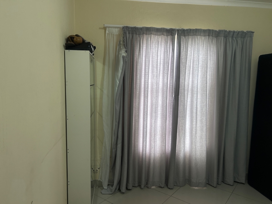 To Let 3 Bedroom Property for Rent in Blue Hills Gauteng