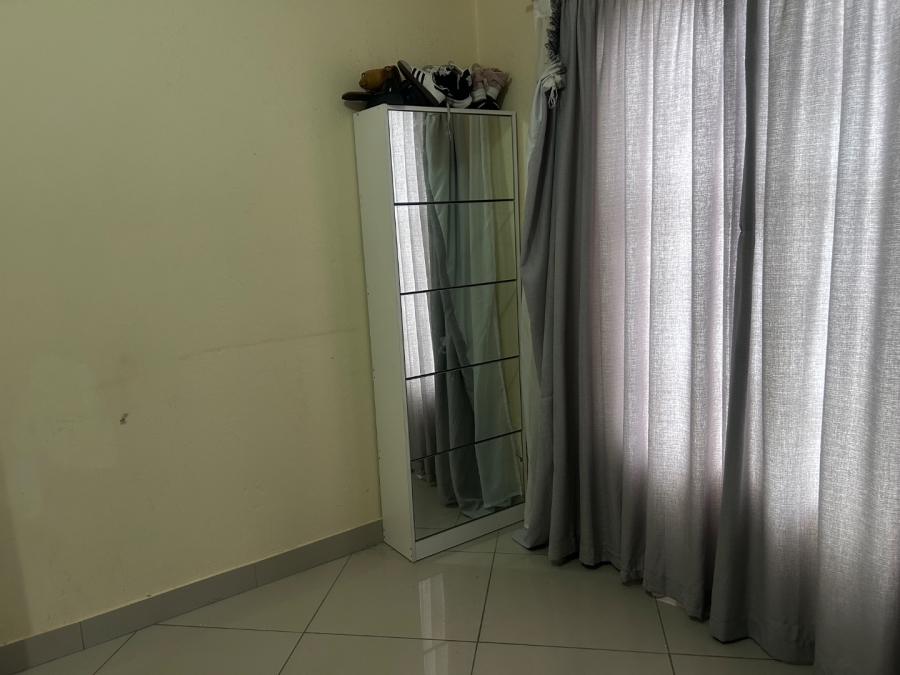To Let 3 Bedroom Property for Rent in Blue Hills Gauteng