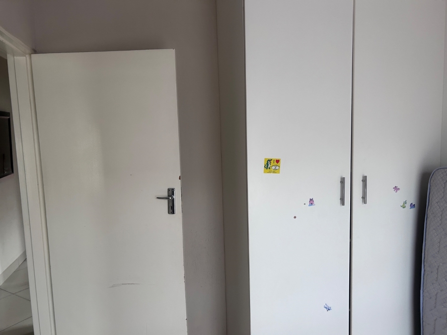 To Let 3 Bedroom Property for Rent in Blue Hills Gauteng