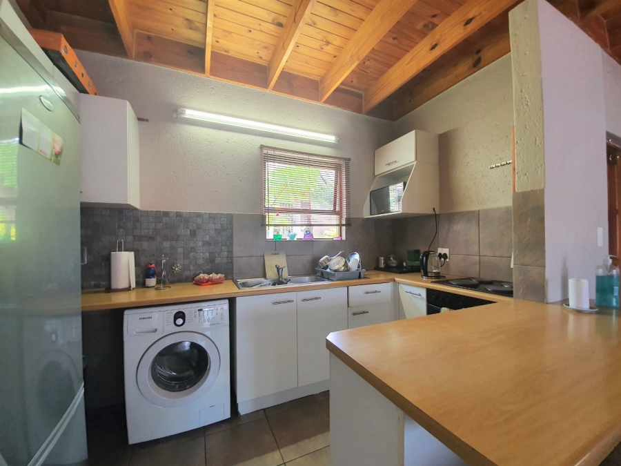 To Let 2 Bedroom Property for Rent in Sharonlea Gauteng