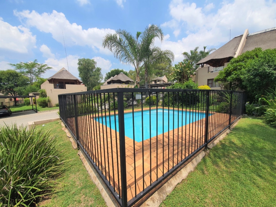 To Let 2 Bedroom Property for Rent in Sharonlea Gauteng