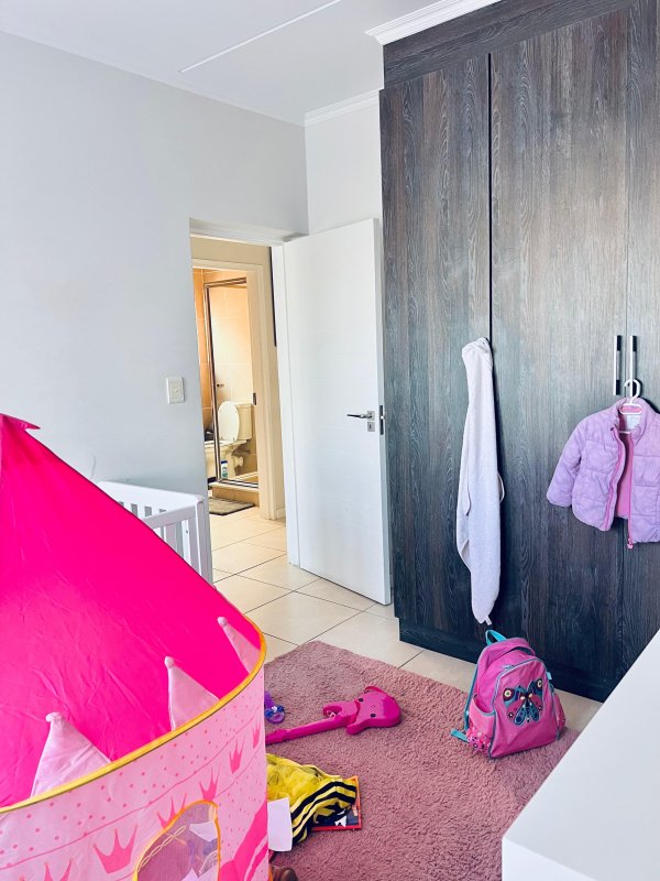 3 Bedroom Property for Sale in Greenstone Crest Gauteng