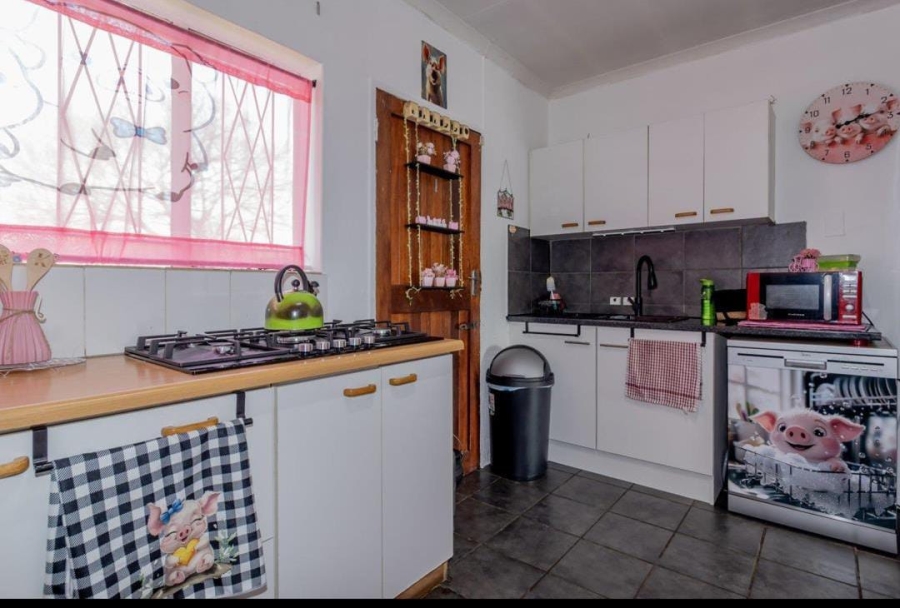 3 Bedroom Property for Sale in Edelweiss Gauteng