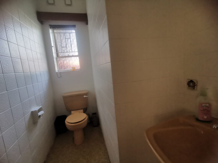 4 Bedroom Property for Sale in Mulbarton Gauteng