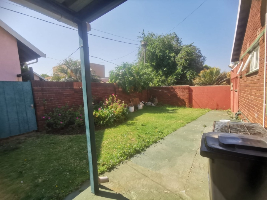 4 Bedroom Property for Sale in Mulbarton Gauteng